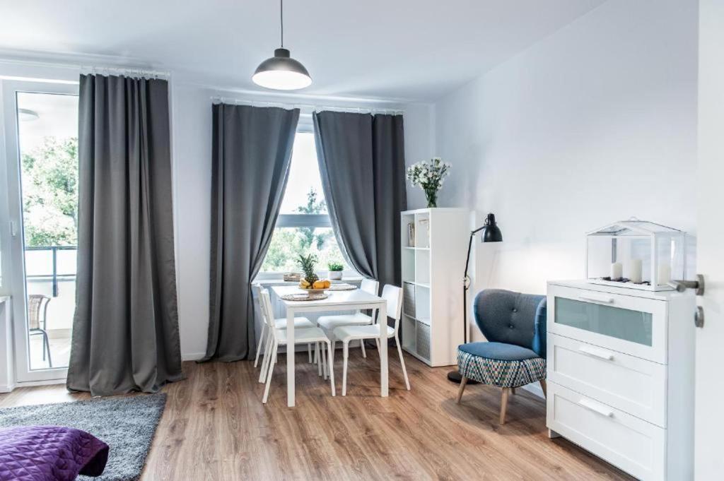Golden Apartments Warsaw - Big And Bright Stylish Apartments - City Center - Pereca Exterior photo