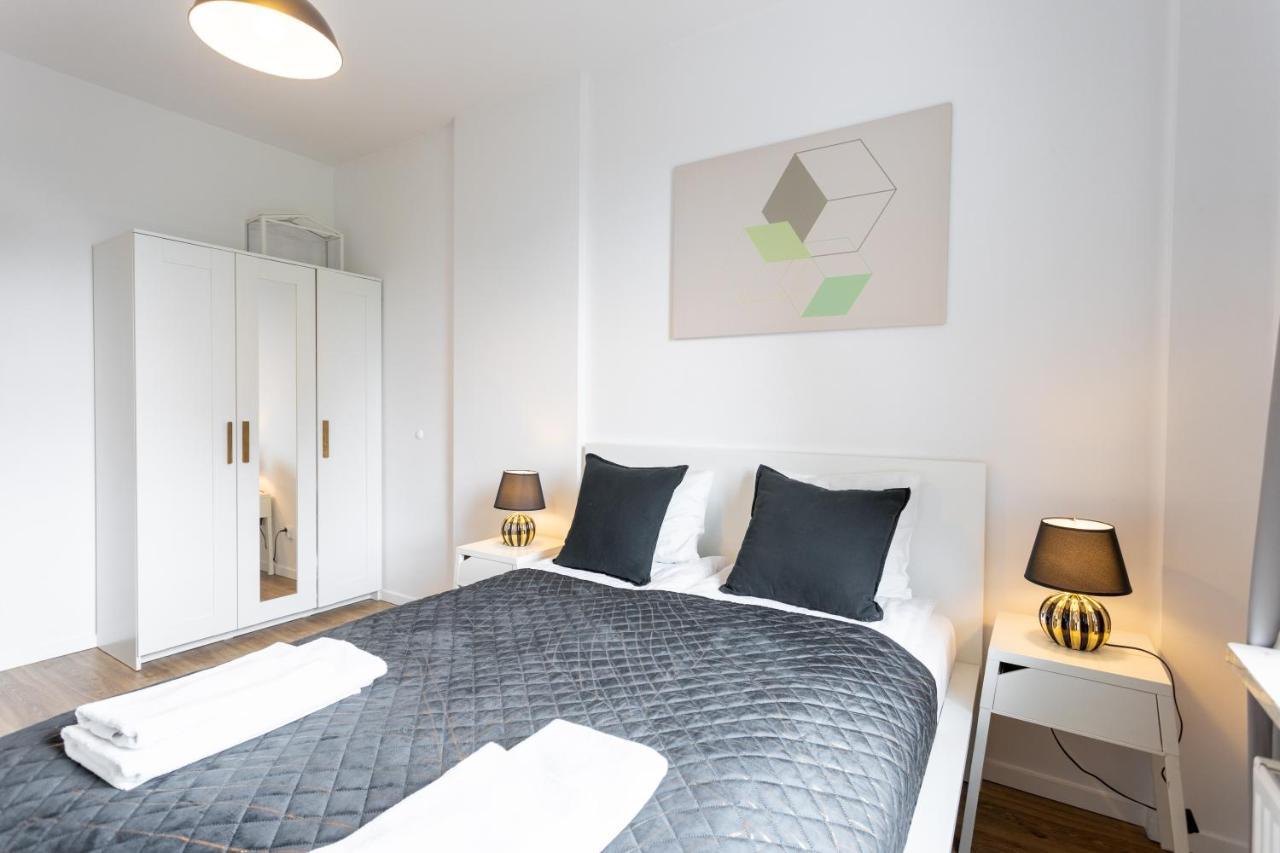 Golden Apartments Warsaw - Big And Bright Stylish Apartments - City Center - Pereca Exterior photo