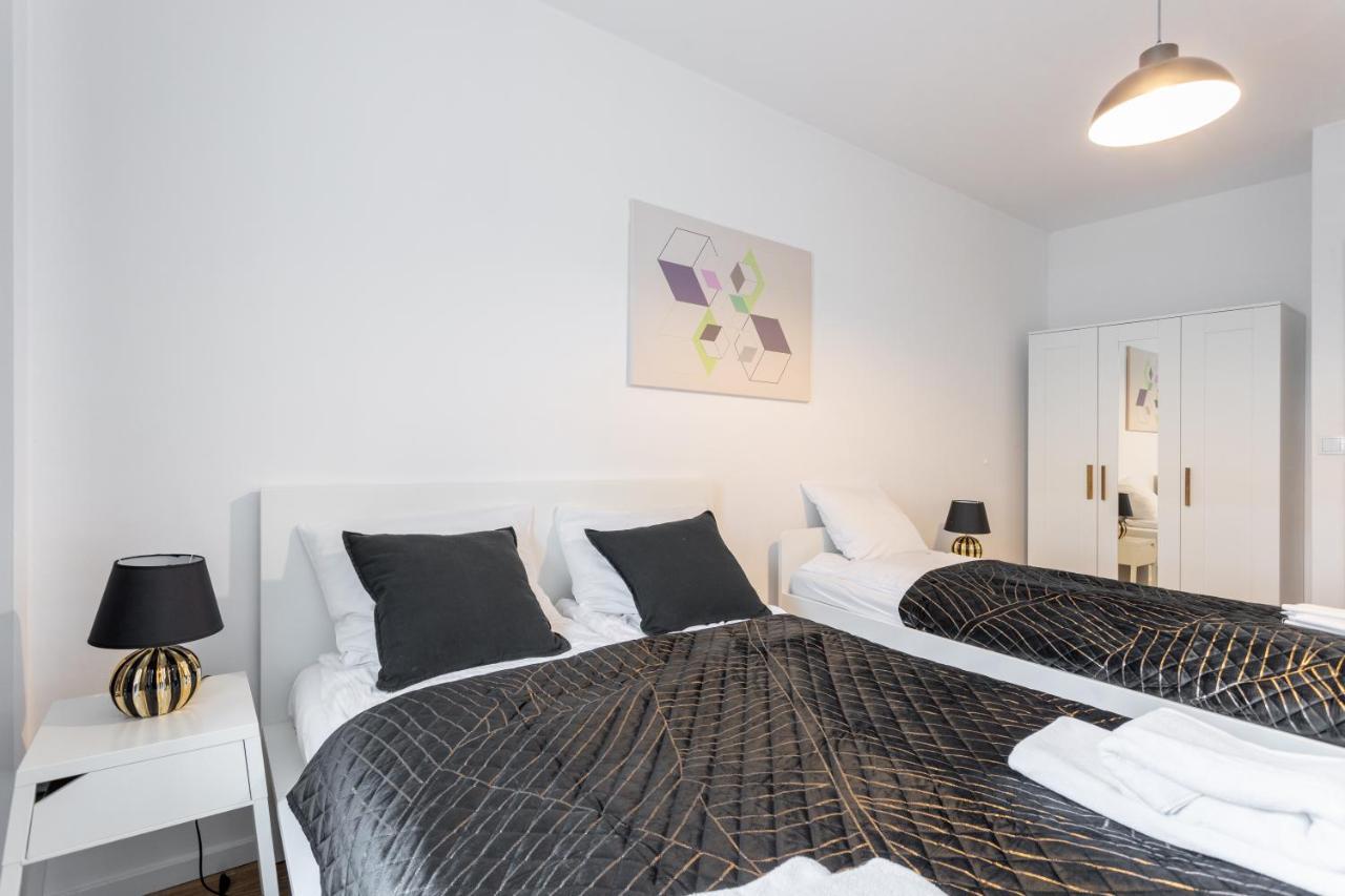 Golden Apartments Warsaw - Big And Bright Stylish Apartments - City Center - Pereca Exterior photo