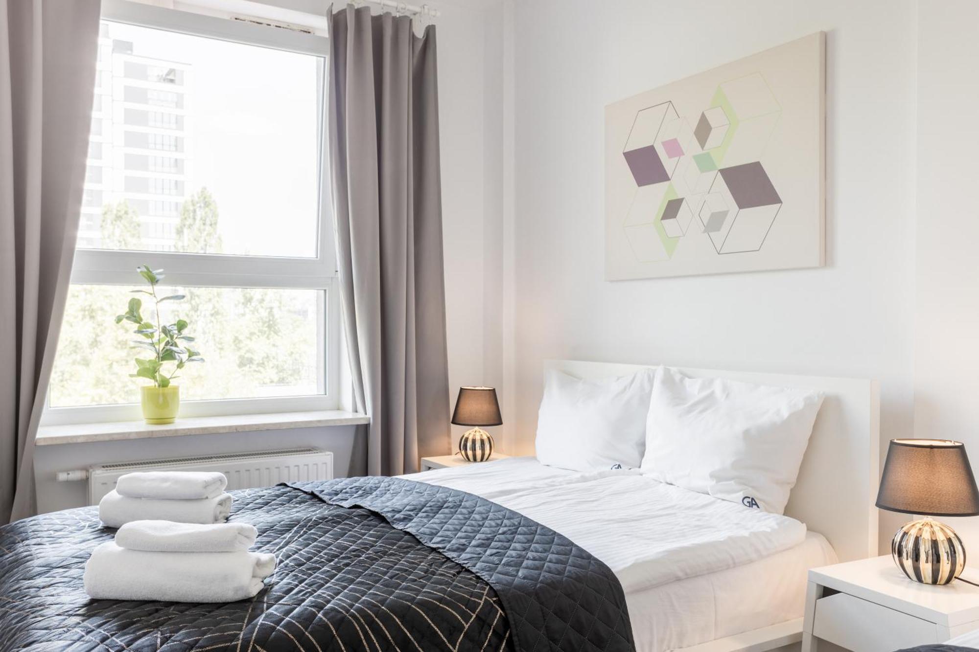 Golden Apartments Warsaw - Big And Bright Stylish Apartments - City Center - Pereca Exterior photo