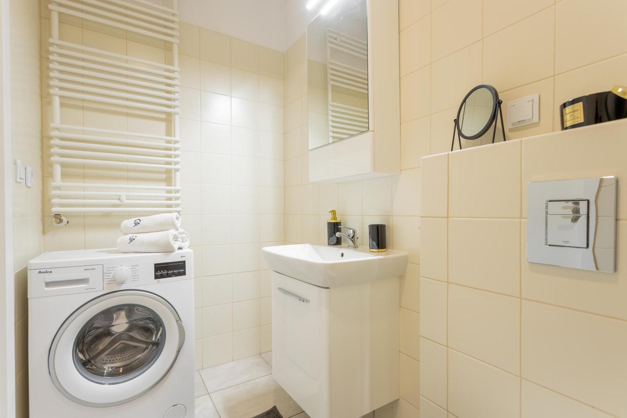 Golden Apartments Warsaw - Big And Bright Stylish Apartments - City Center - Pereca Exterior photo