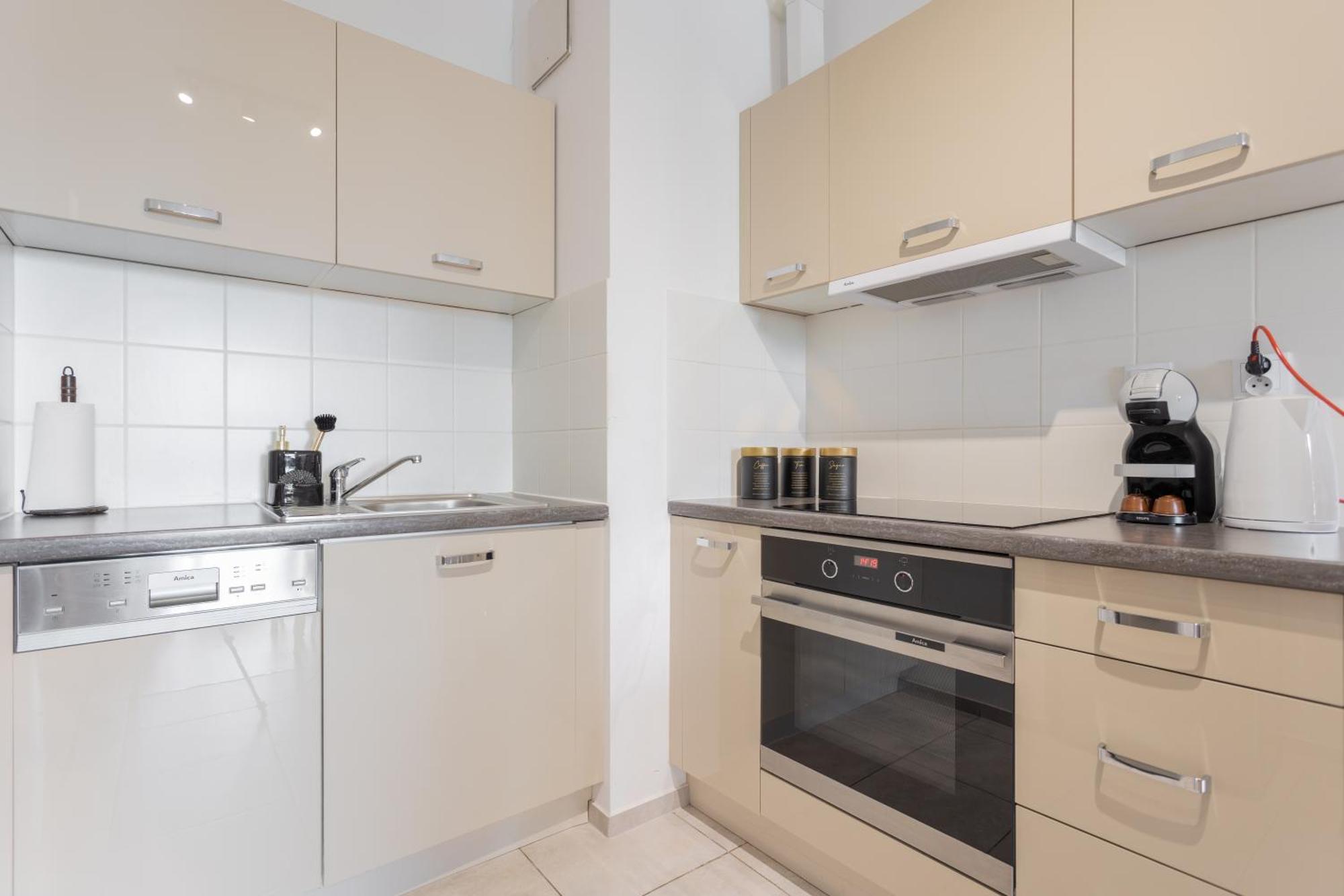 Golden Apartments Warsaw - Big And Bright Stylish Apartments - City Center - Pereca Exterior photo