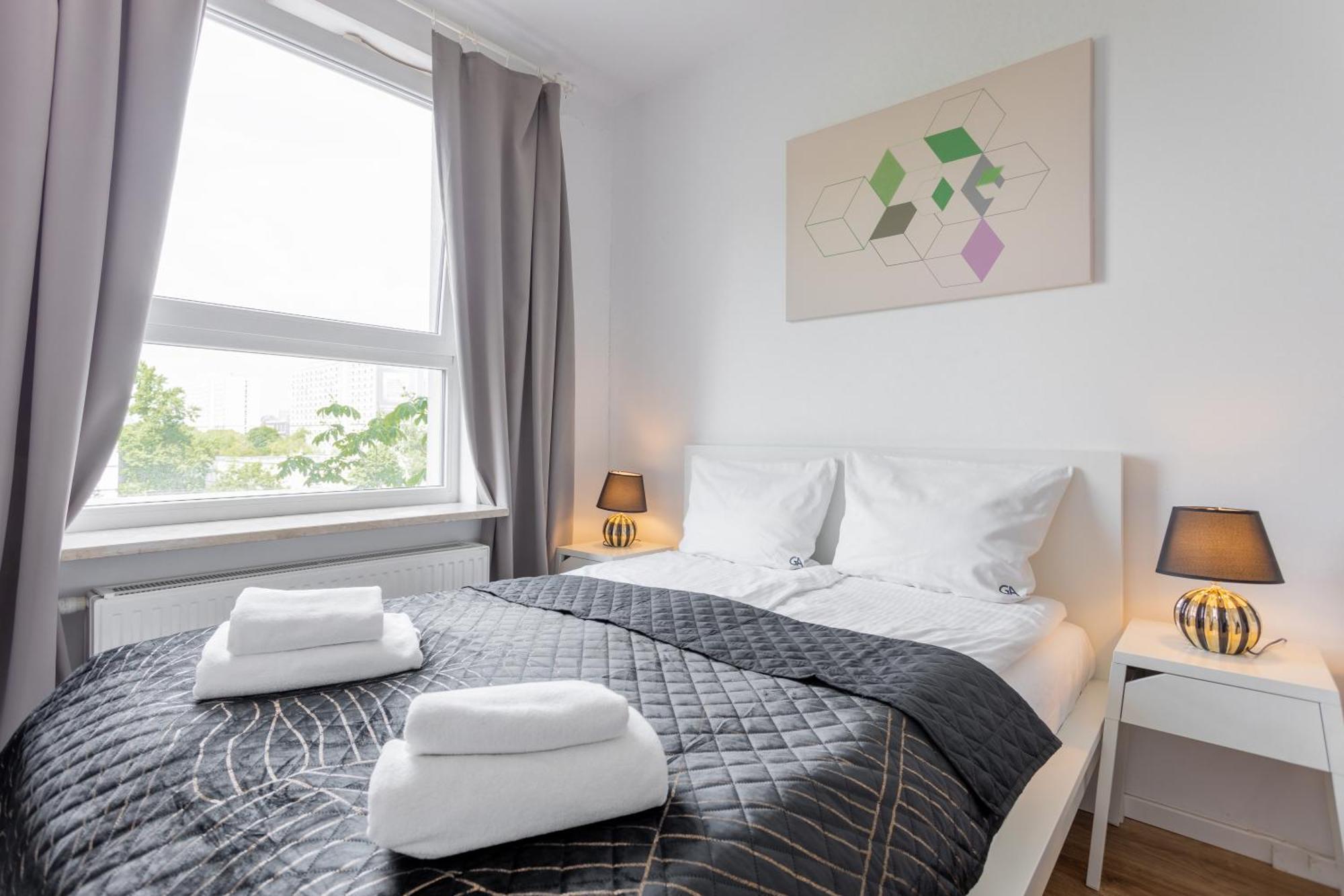 Golden Apartments Warsaw - Big And Bright Stylish Apartments - City Center - Pereca Exterior photo