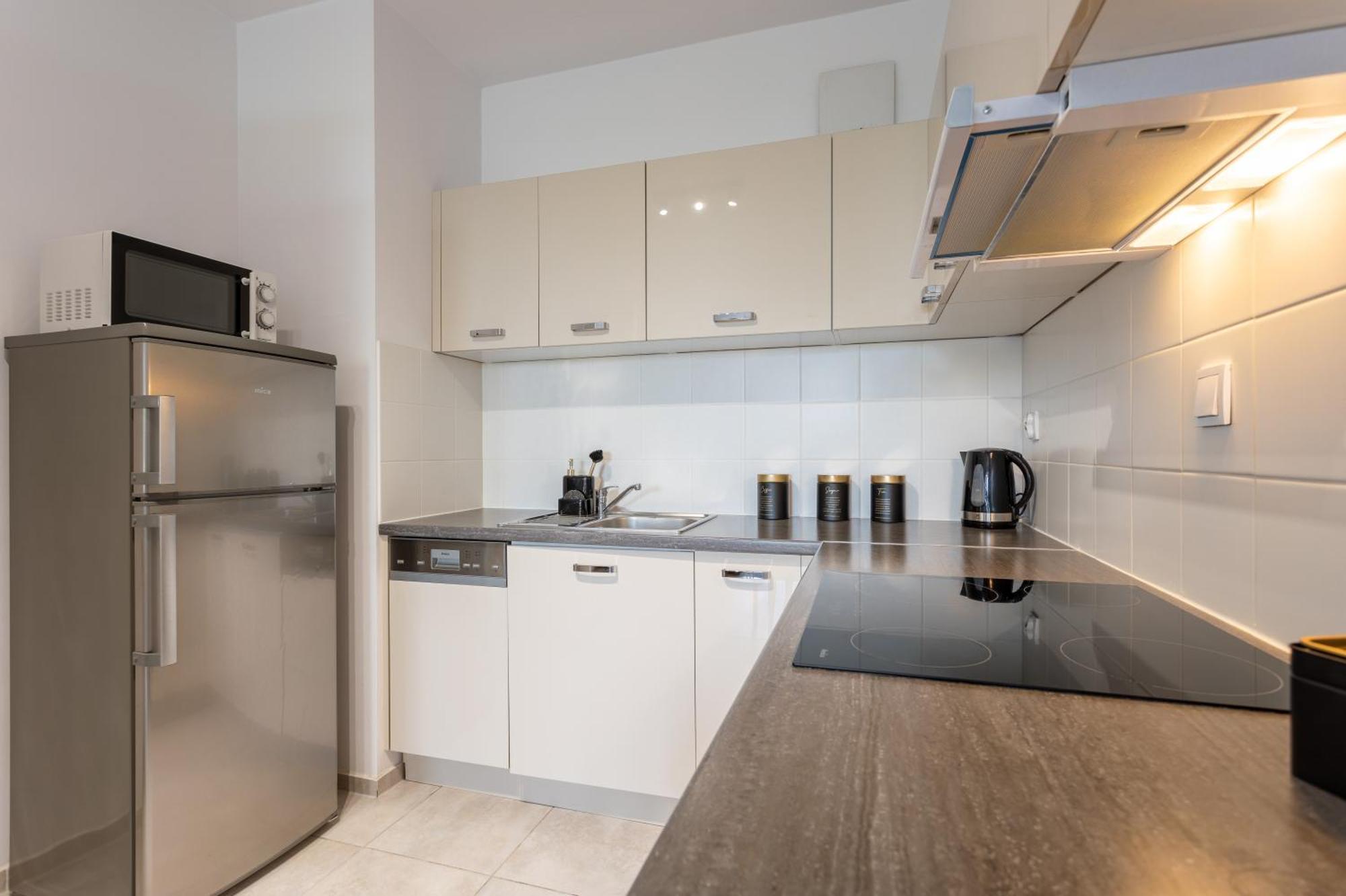 Golden Apartments Warsaw - Big And Bright Stylish Apartments - City Center - Pereca Exterior photo