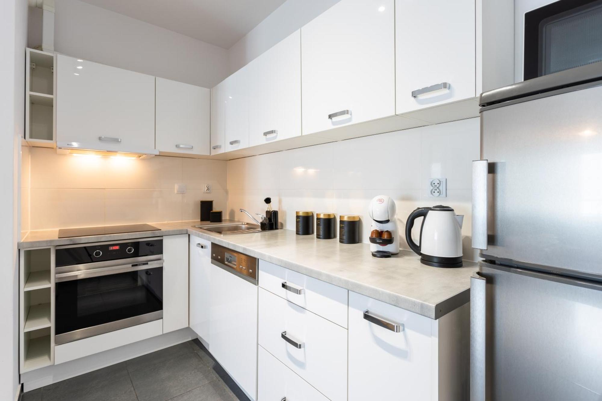 Golden Apartments Warsaw - Big And Bright Stylish Apartments - City Center - Pereca Exterior photo
